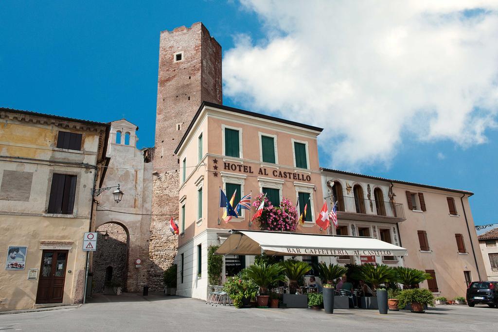 Al Castello 3*